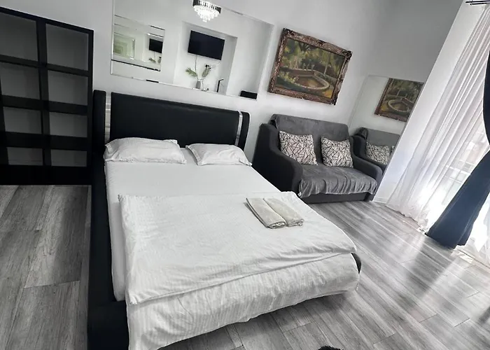 Piata Libertatii Ultra Apartment